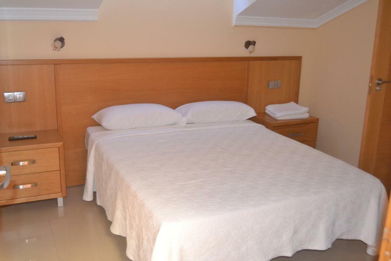 Hotel La Ribera Santianes ภายนอก รูปภาพ