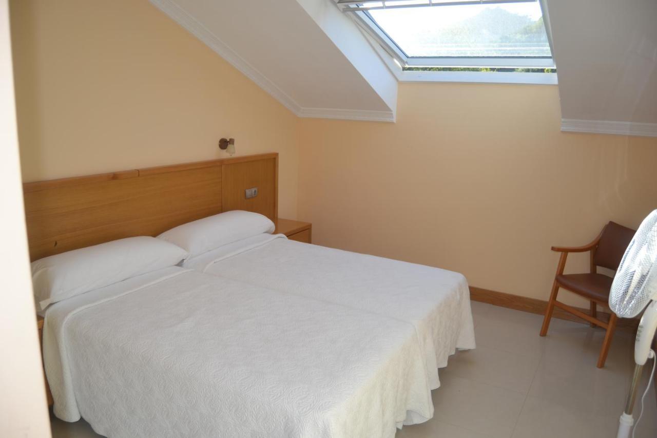 Hotel La Ribera Santianes ภายนอก รูปภาพ